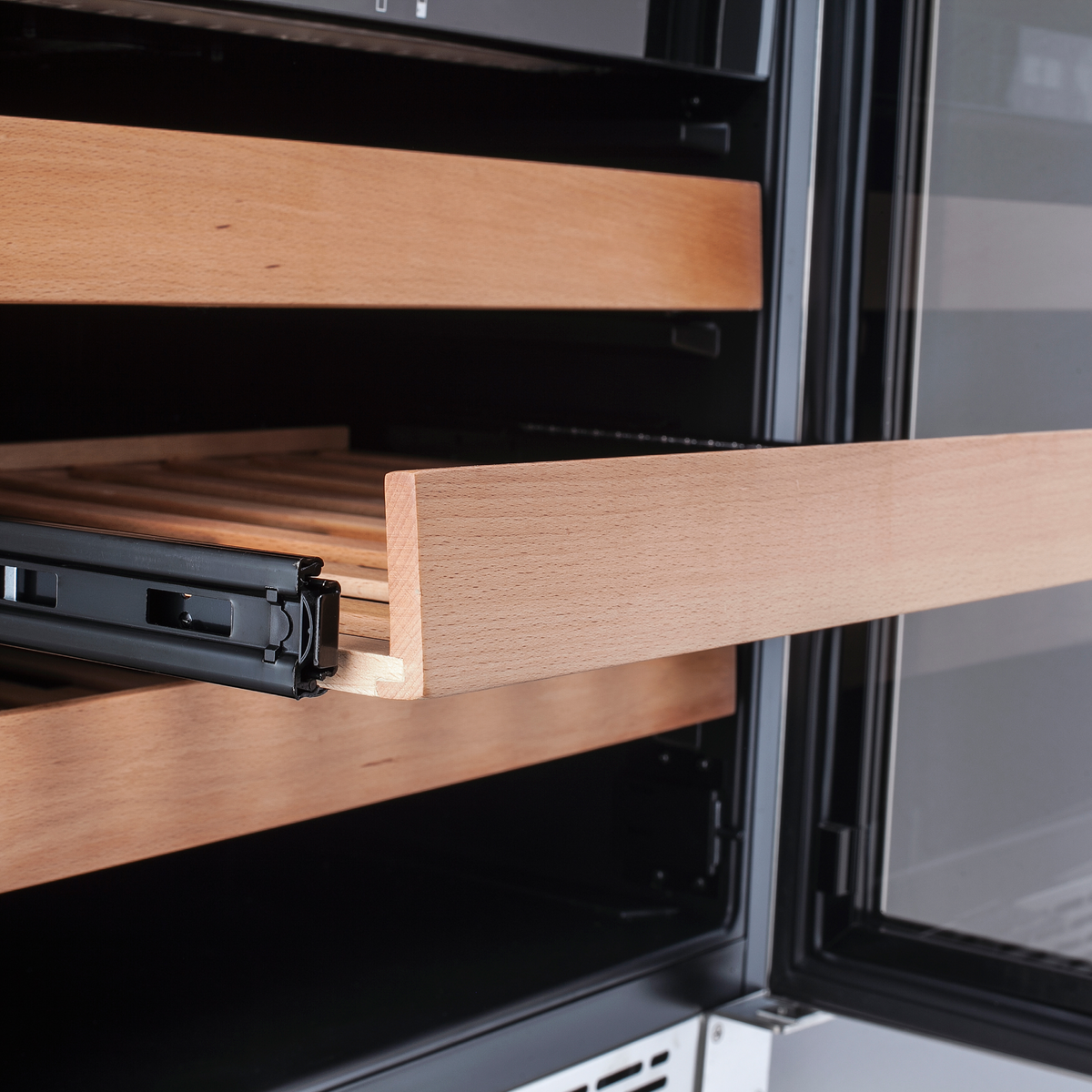 Whynter 24" Built-In Stainless Steel 54 Bottle Wine Refrigerator Cooler